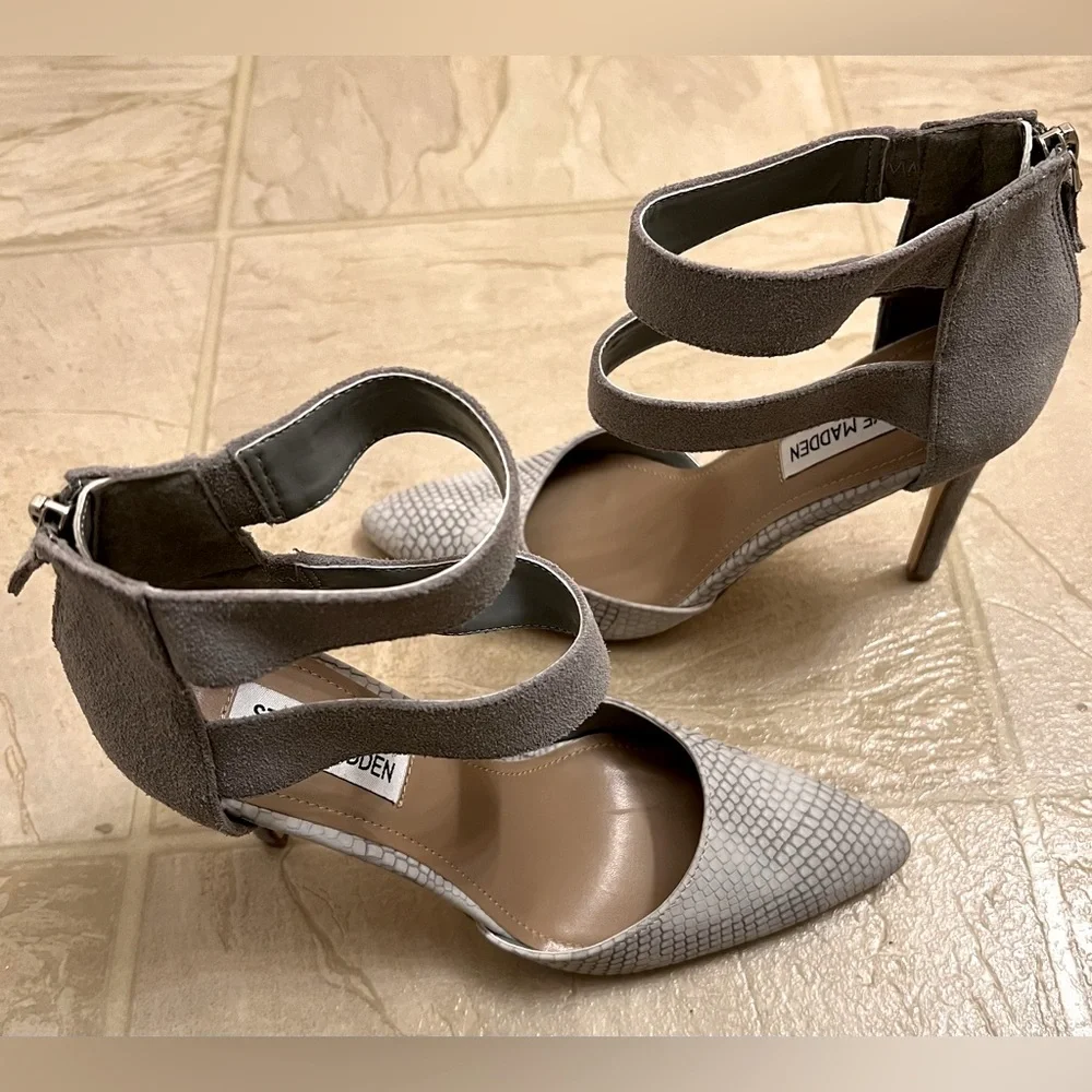 Steve Madden Heels - Picture 3 of 9